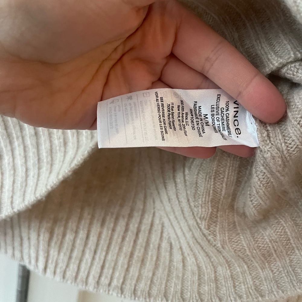 VINCE CASHMERE BACKLESS SWEATER - Picture 6 of 7